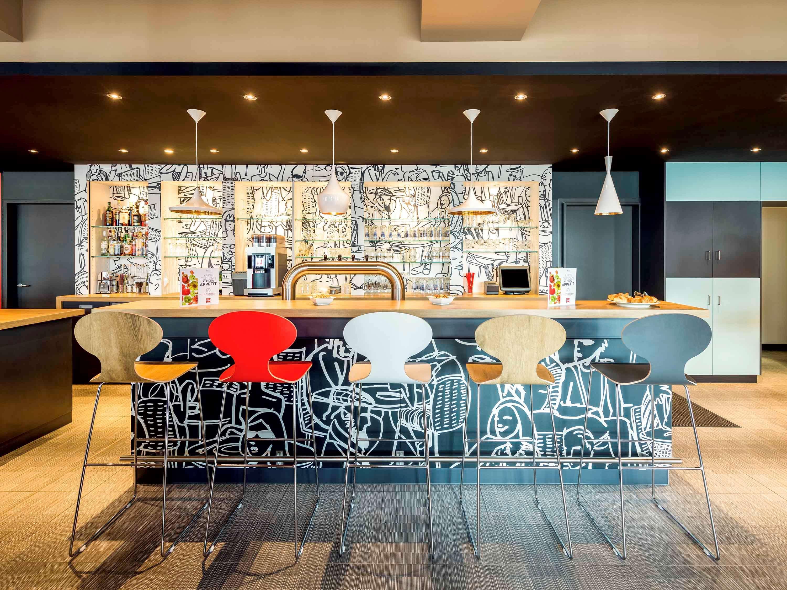 Ibis Hotel Muenchen Garching Garching bei München Εξωτερικό φωτογραφία
