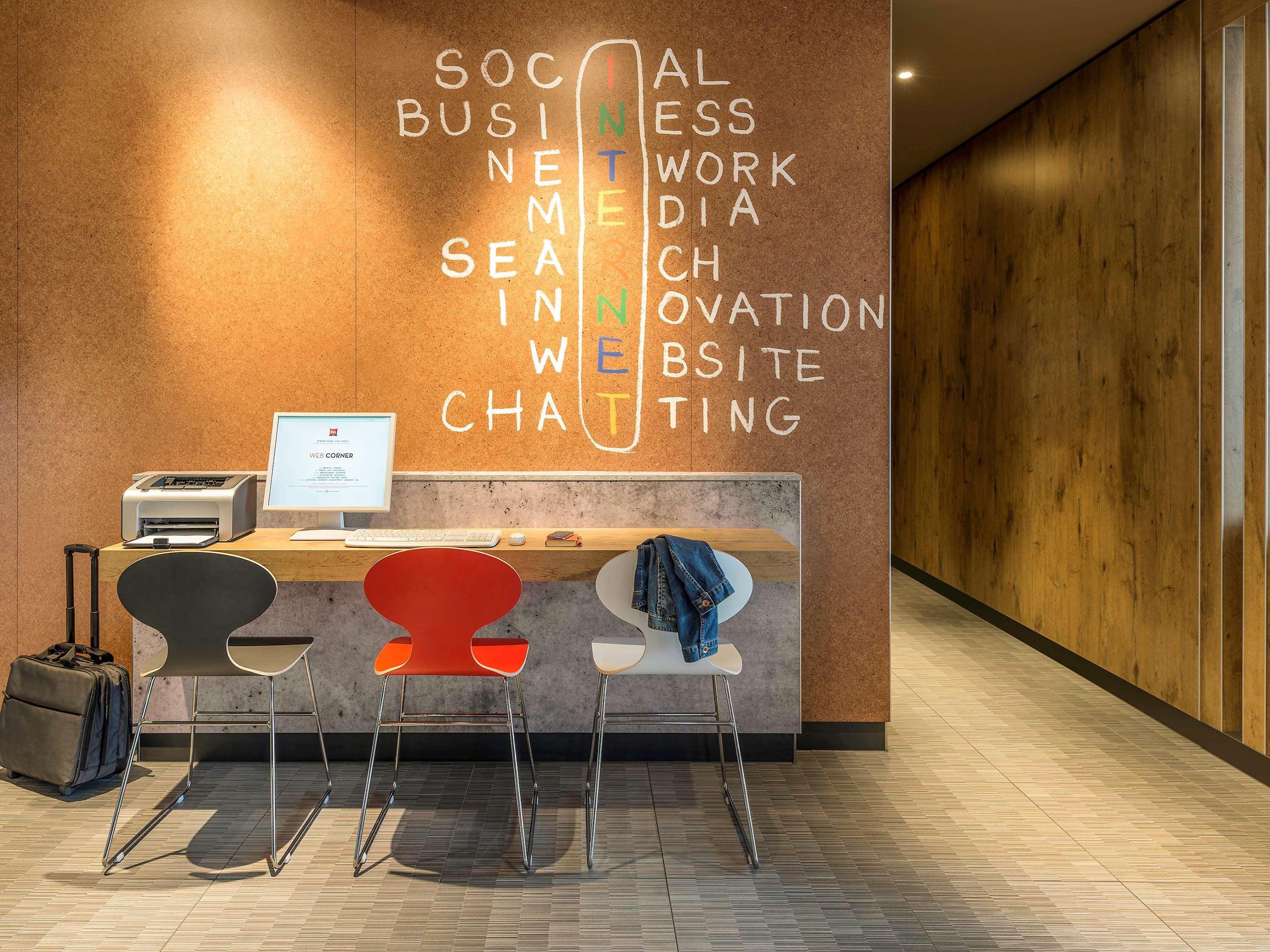 Ibis Hotel Muenchen Garching Garching bei München Εξωτερικό φωτογραφία