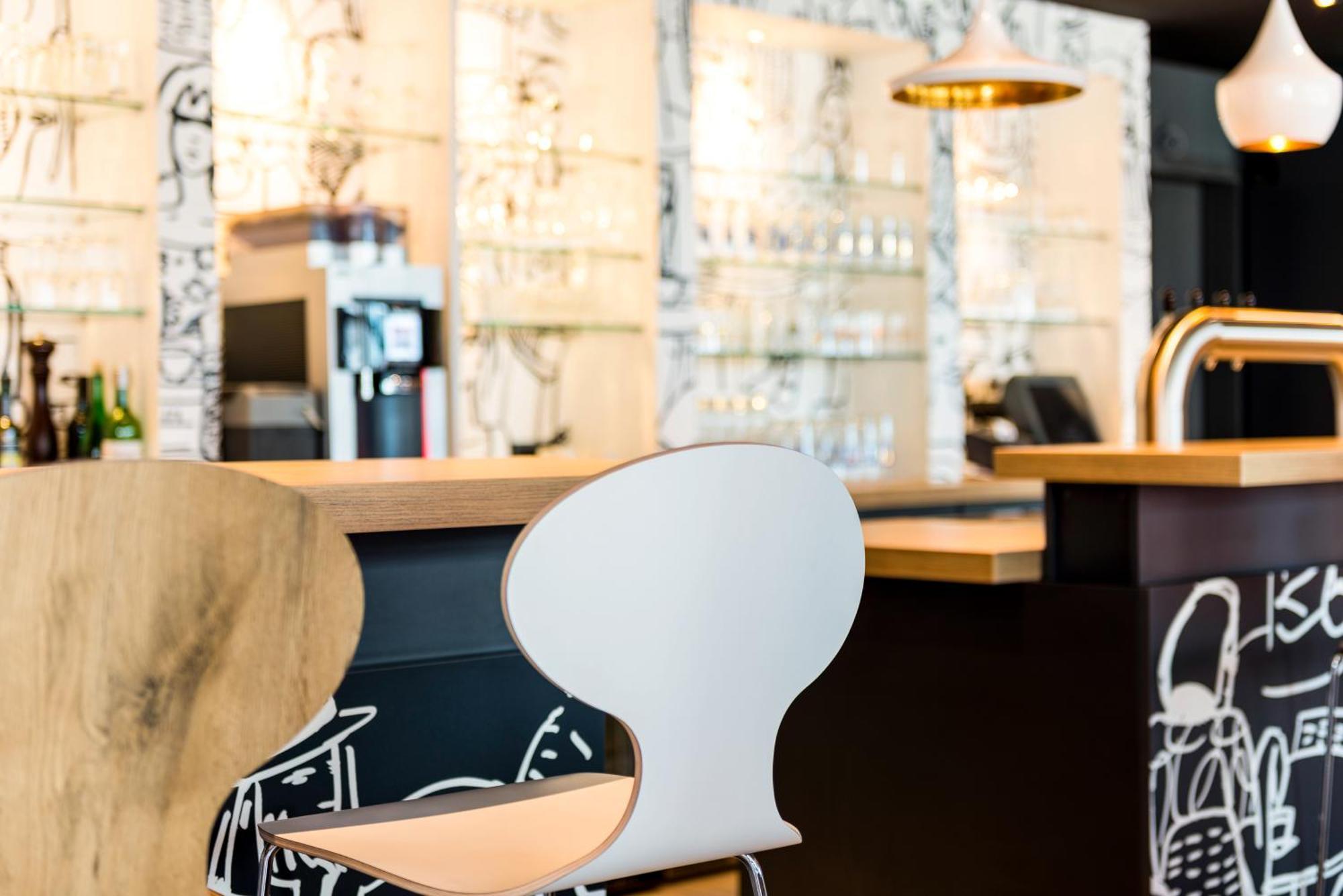 Ibis Hotel Muenchen Garching Garching bei München Εξωτερικό φωτογραφία