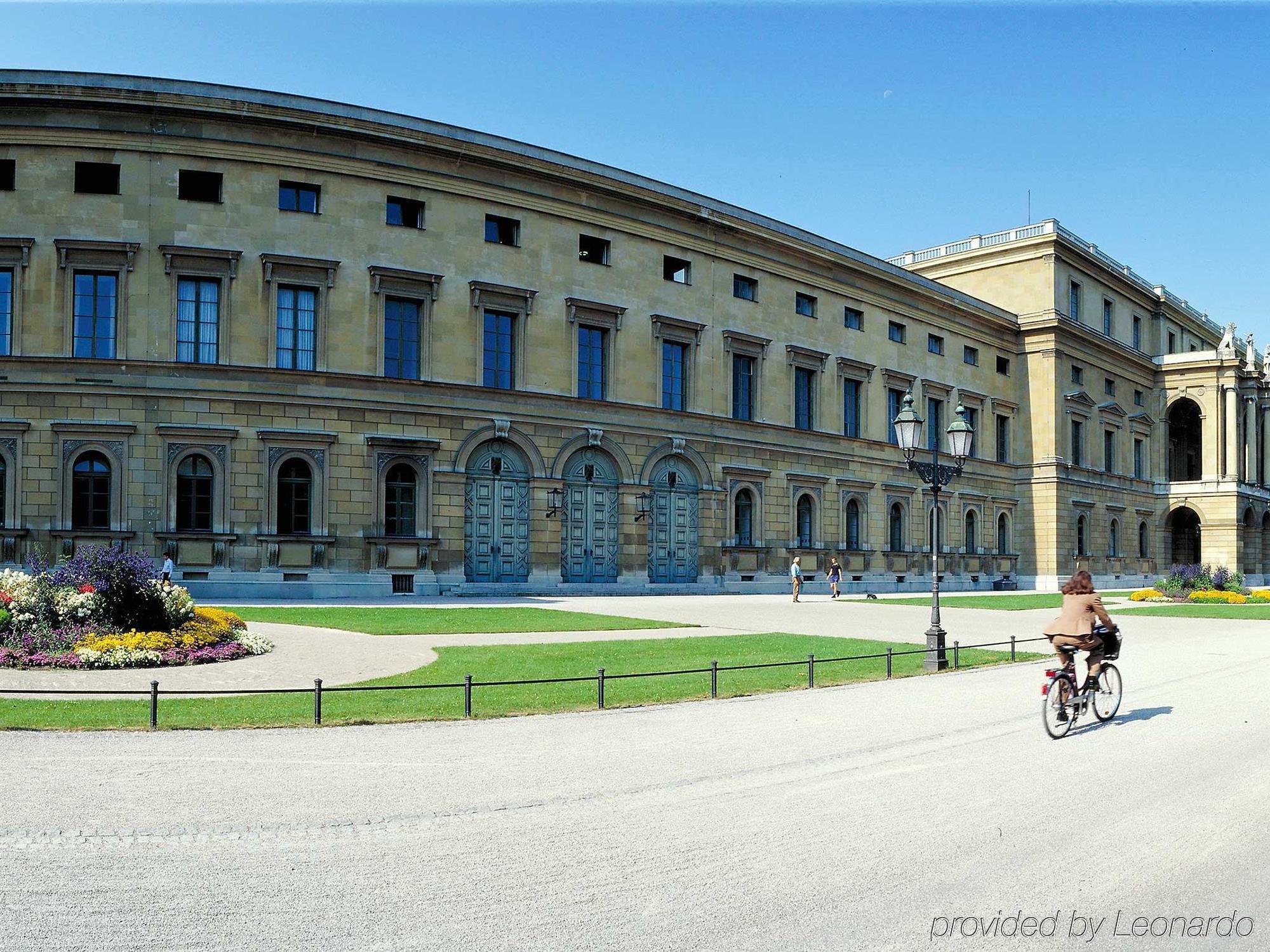 Ibis Hotel Muenchen Garching Garching bei München Εξωτερικό φωτογραφία